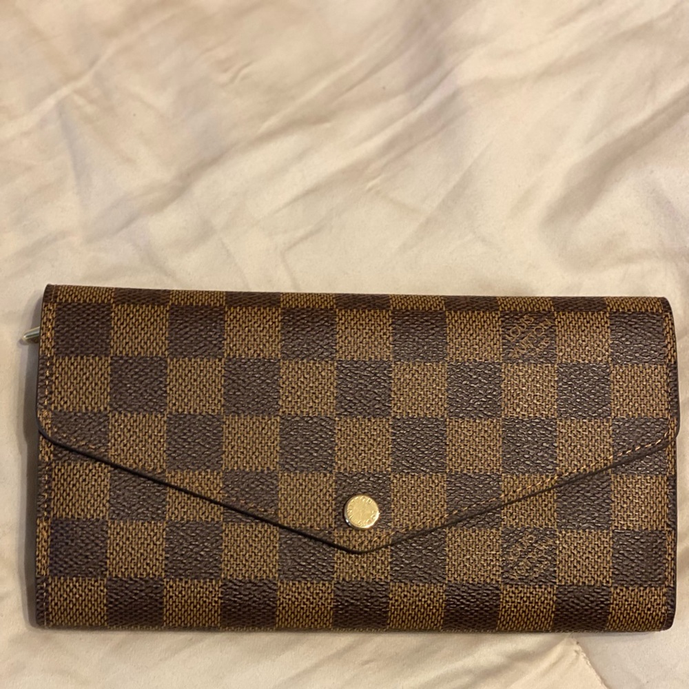 Louis Vuitton Damier Wallet